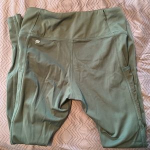 Leggings with pockets!